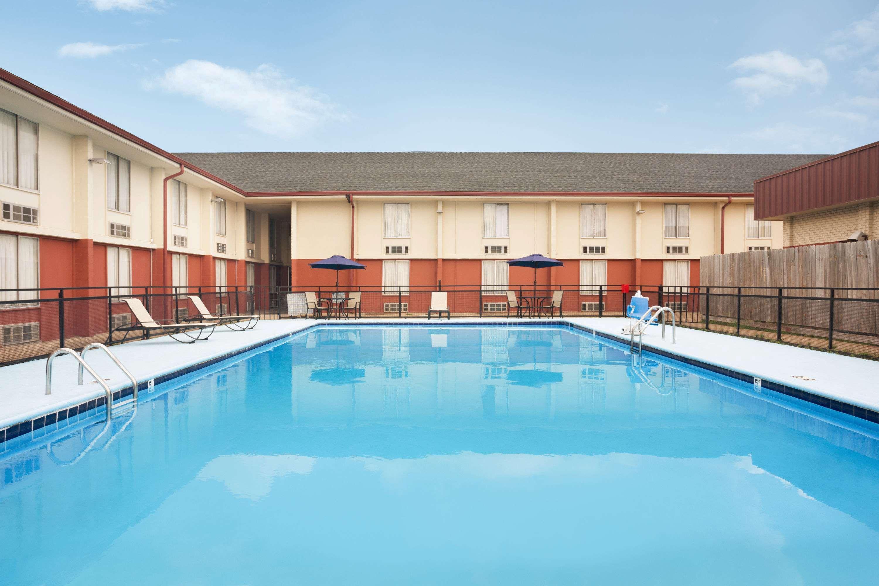 Quality Inn Литл-Рок Экстерьер фото