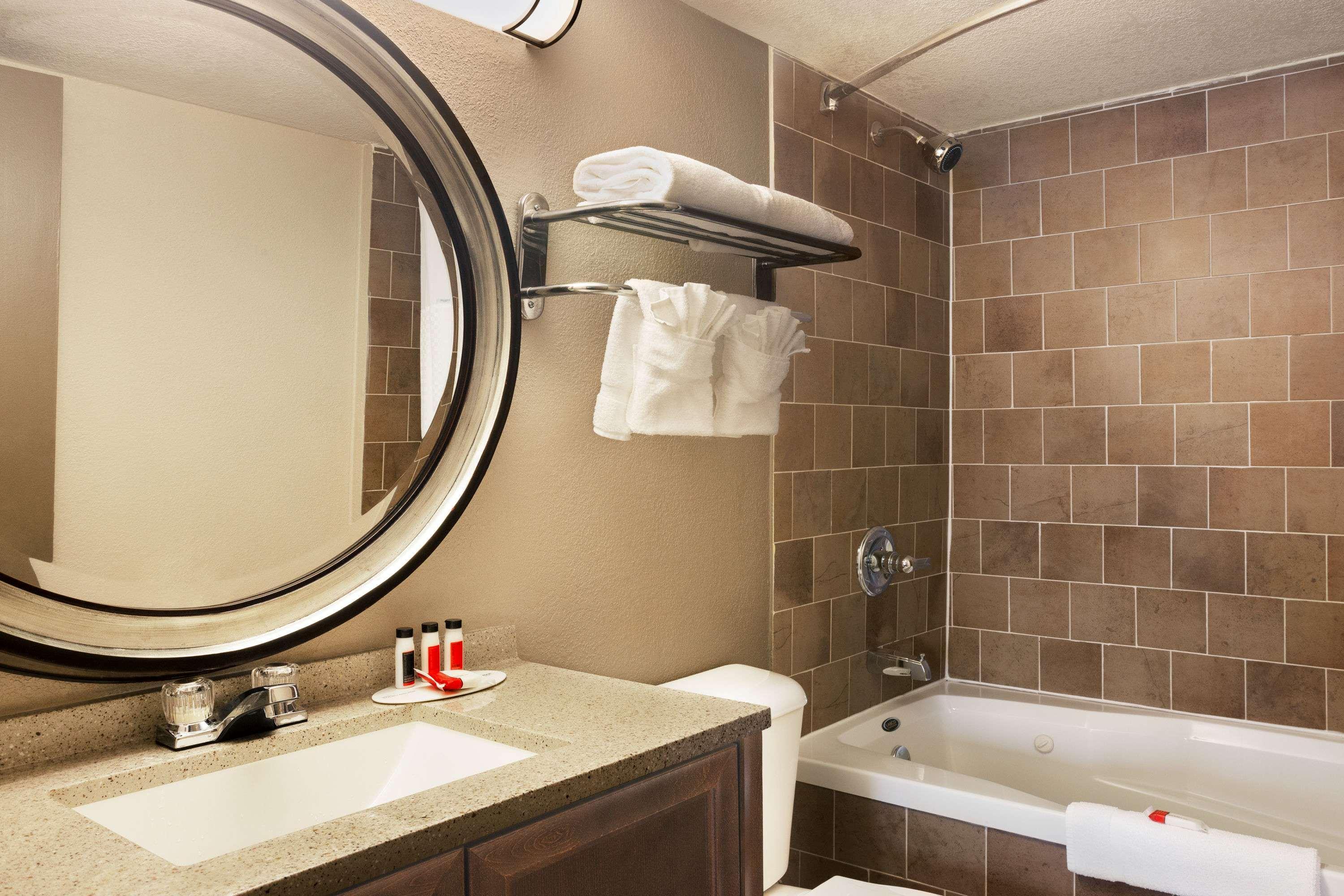 Quality Inn Литл-Рок Экстерьер фото